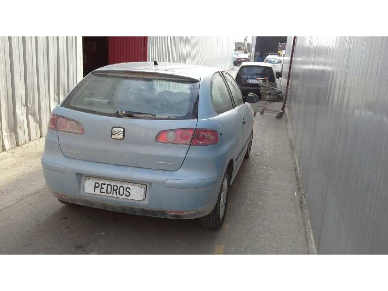 seat ibiza (6l1) del año 2003
