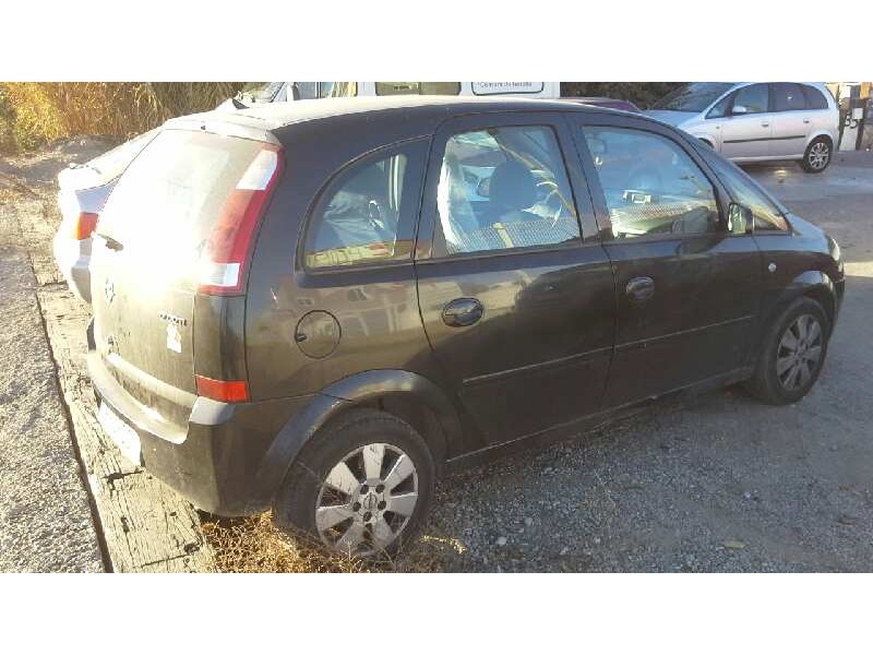 opel meriva del año 2004