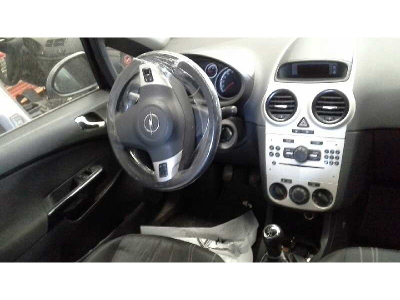 opel corsa d del año 2006
