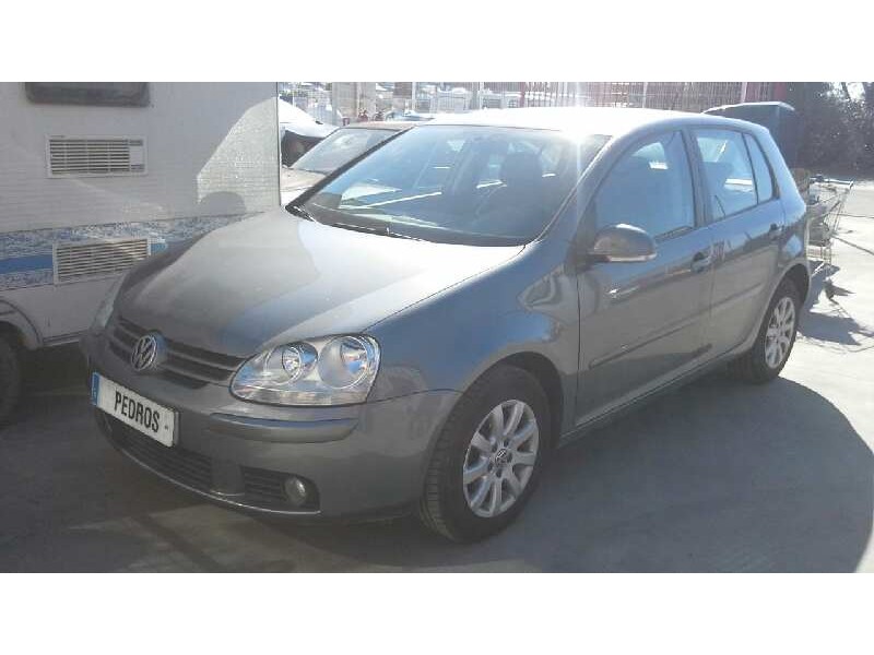 volkswagen golf v berlina (1k1) del año 2008