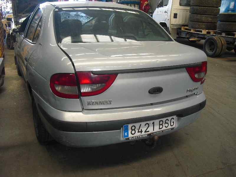 renault megane i classic (la0) del año 2002