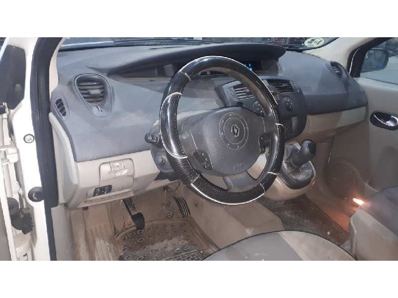 renault scenic ii del año 2005