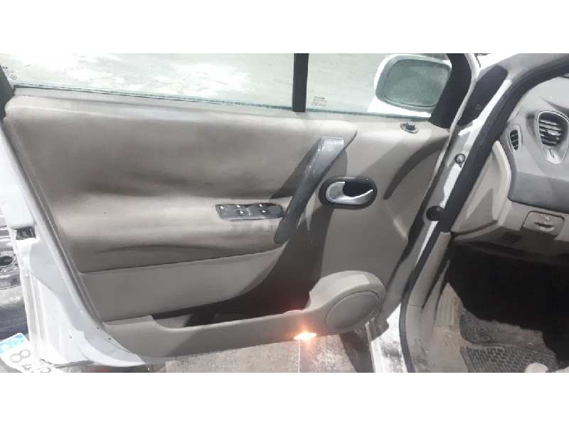 renault scenic ii del año 2005