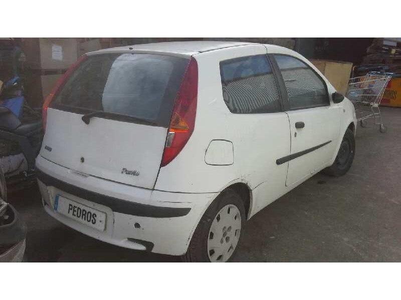 fiat punto berlina (188) del año 2001