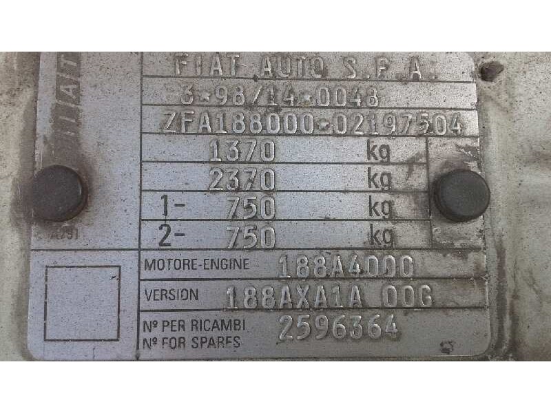 fiat punto berlina (188) del año 2001