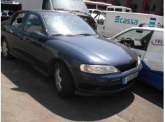 opel vectra b berlina del año 1950