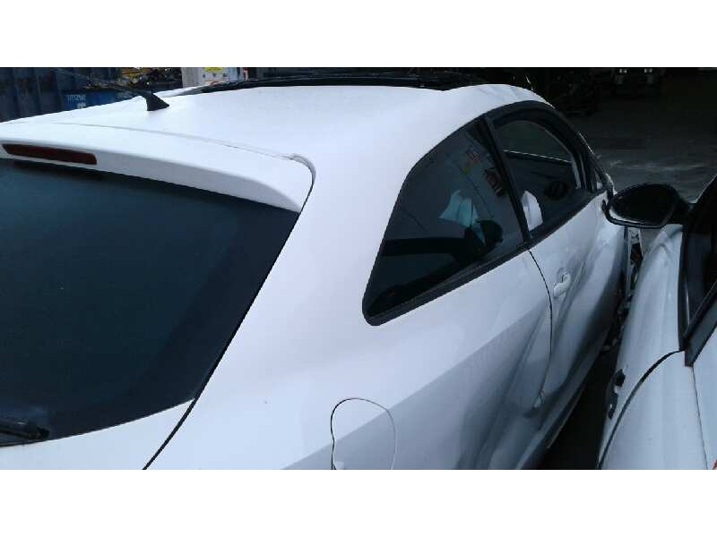 seat ibiza (6j5) del año 2010