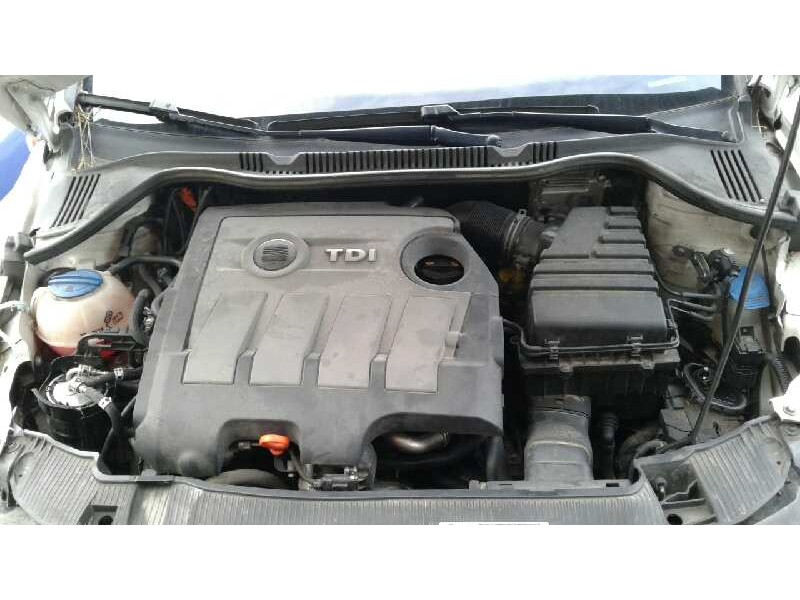 seat ibiza (6j5) del año 2010