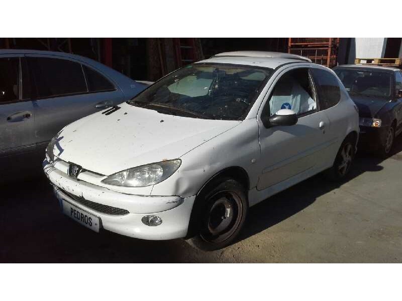 peugeot 206 berlina del año 2003