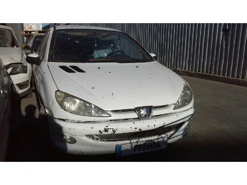 peugeot 206 berlina del año 2003