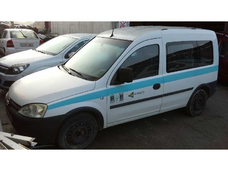 opel combo (corsa c) del año 2004