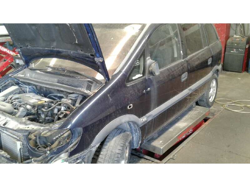 opel zafira a del año 2000