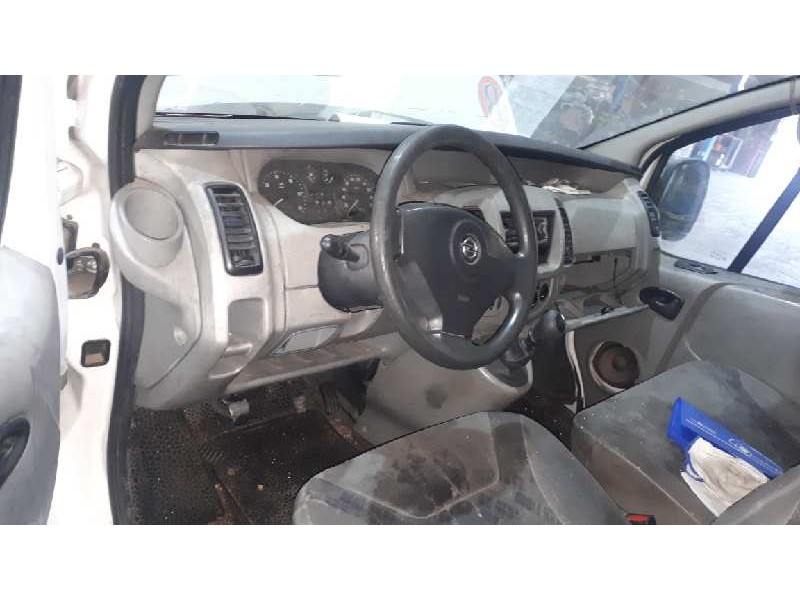 opel vivaro del año 2004
