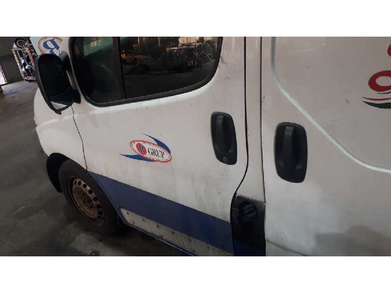 opel vivaro del año 2004