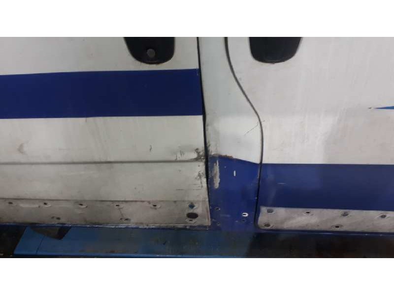 opel vivaro del año 2004