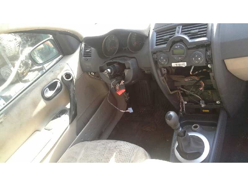 renault megane ii berlina 5p del año 2006