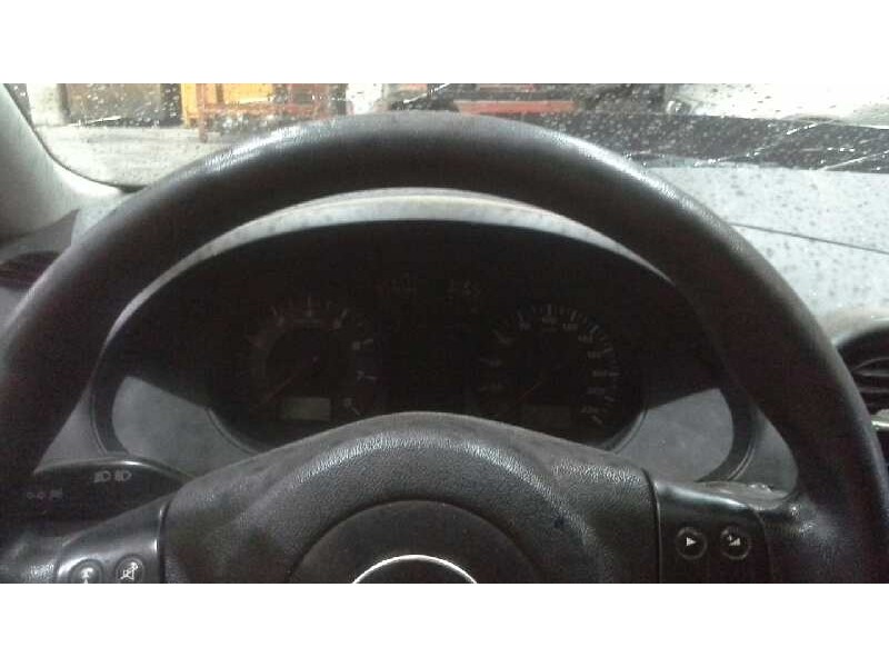 seat ibiza (6l1) del año 2005