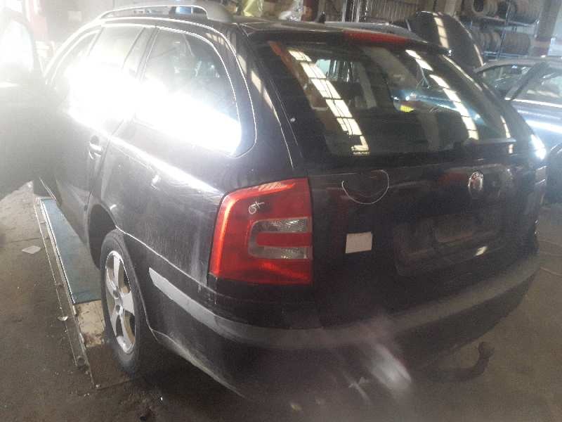 skoda octavia combi (1z5) del año 2006
