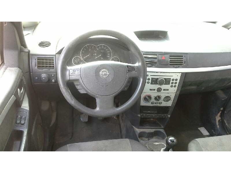 opel meriva del año 2005