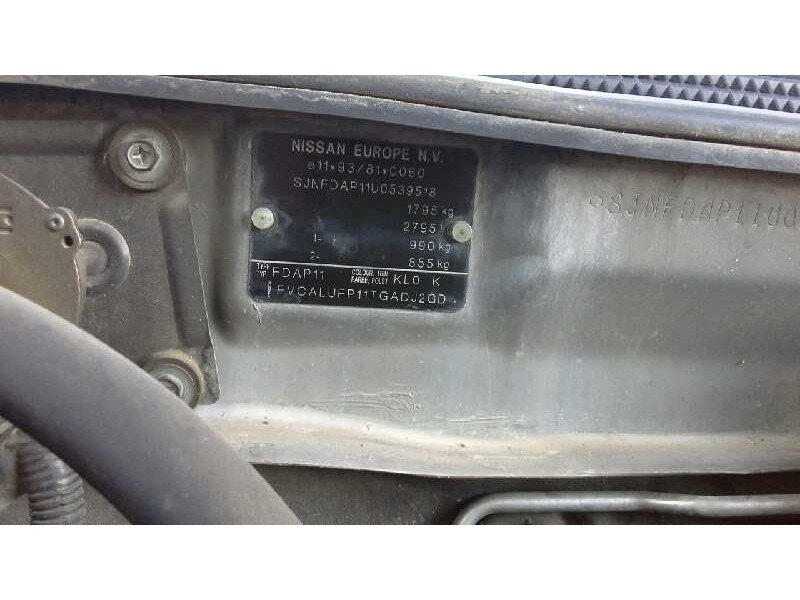 nissan primera berlina (p11) del año 2000