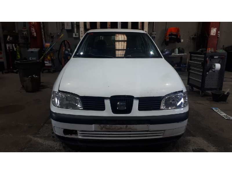 seat ibiza (6k1) del año 2001