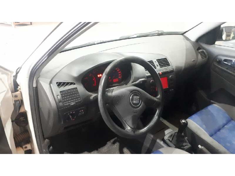 seat ibiza (6k1) del año 2001