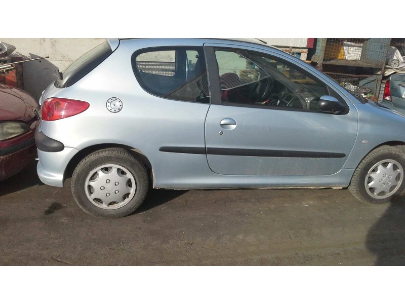 peugeot 206 berlina del año 2003