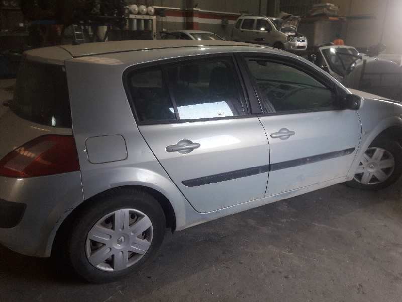 renault megane ii berlina 5p del año 2002