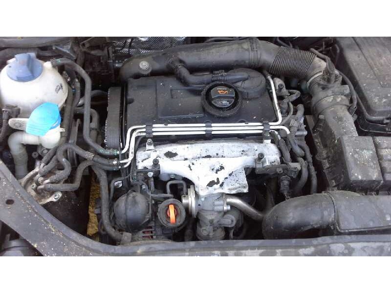 volkswagen golf v berlina (1k1) del año 2005