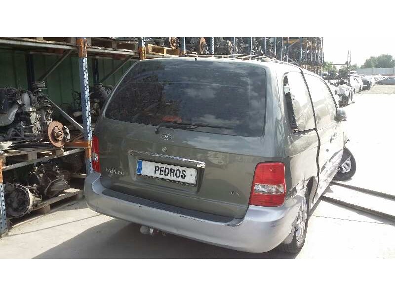 kia carnival ii del año 2004