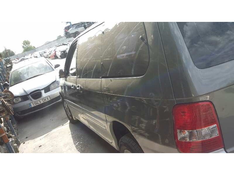 kia carnival ii del año 2004