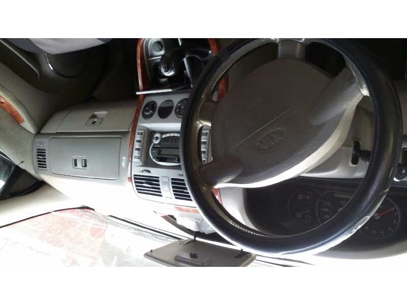 kia carnival ii del año 2004