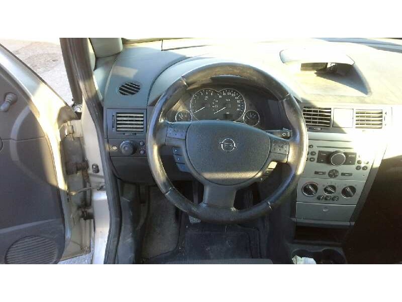 opel meriva del año 2005