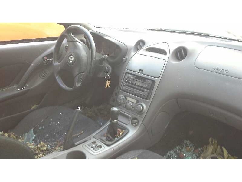 toyota celica (t23) del año 2000