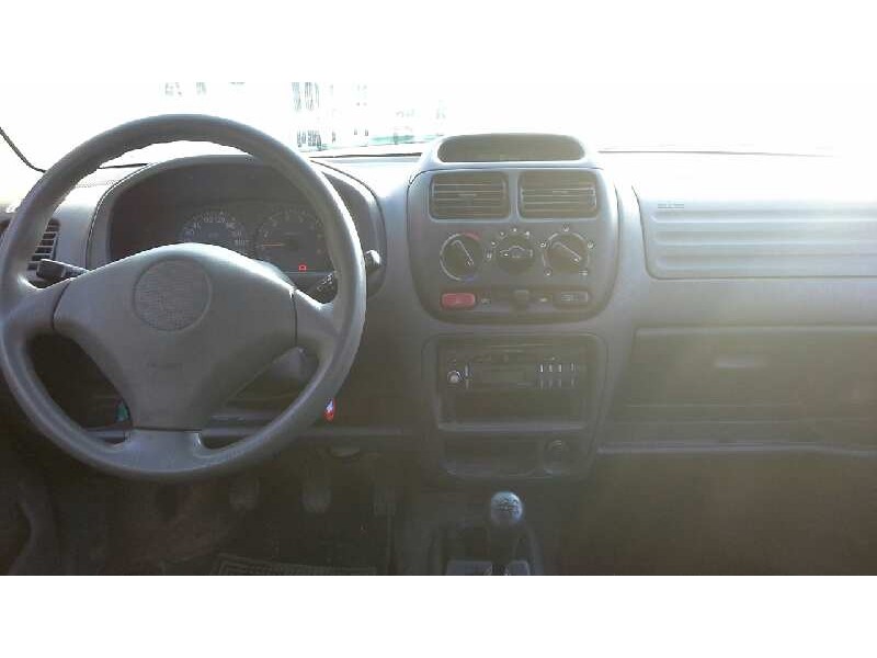 suzuki ignis rg (fh) del año 2001