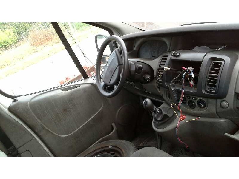 renault trafic combi (ab 4.01) del año 2004