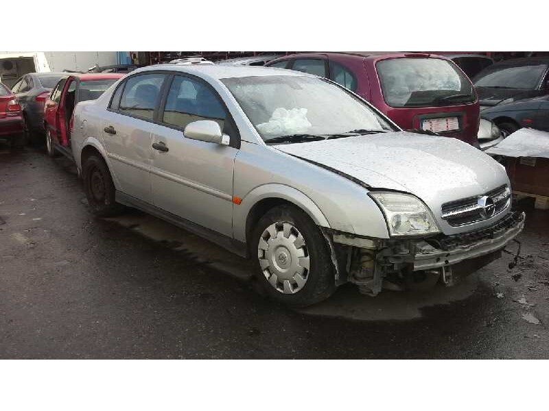 opel vectra c berlina del año 2002