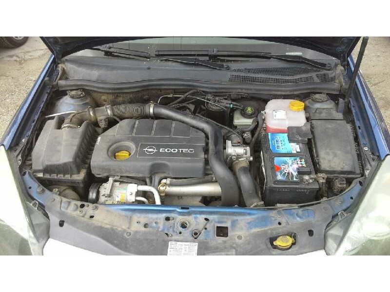 opel astra h berlina del año 2005