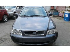 volvo v40 familiar del año 2003