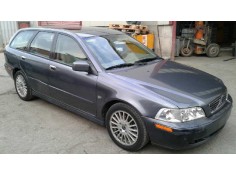 volvo v40 familiar del año 2003 2