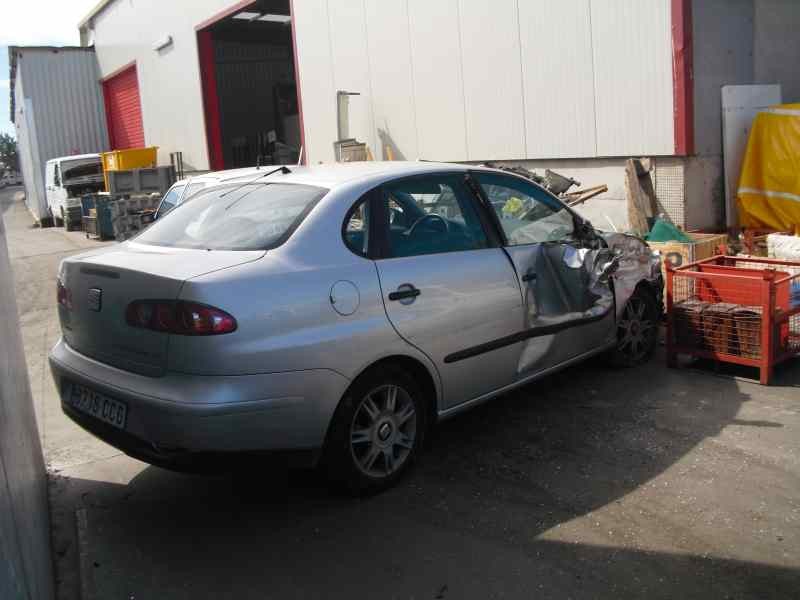 seat cordoba berlina (6l2) del año 2002