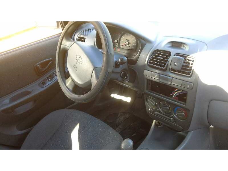 hyundai accent (lc) del año 2003