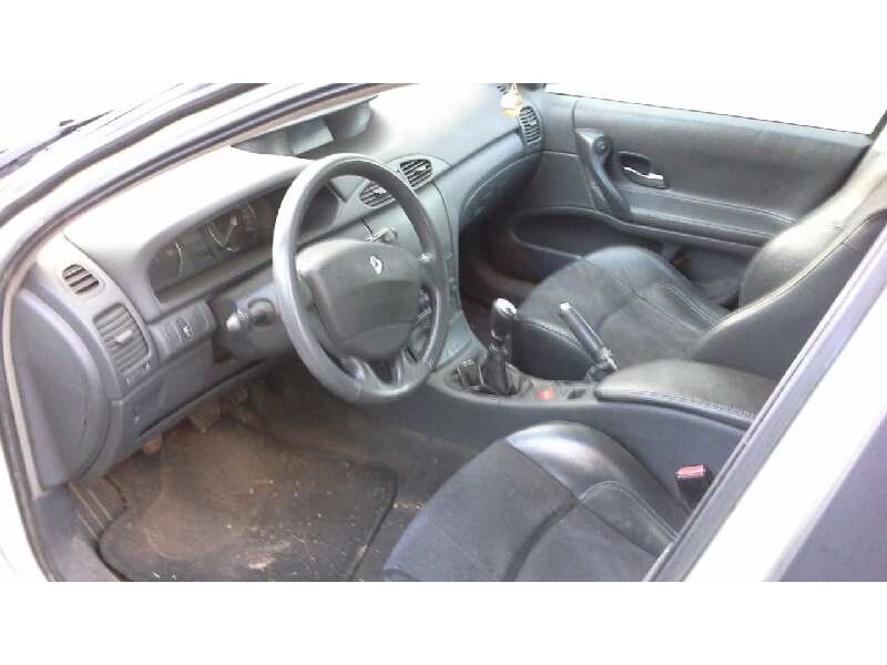 renault laguna ii grandtour (kg0) del año 2003