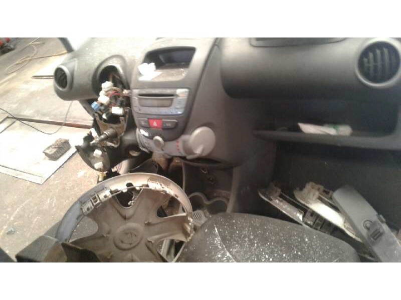 toyota aygo (kgb/wnb) del año 2011