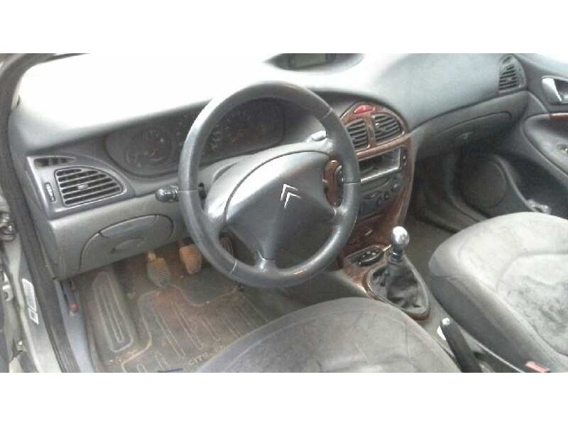 citroën c5 berlina del año 2002