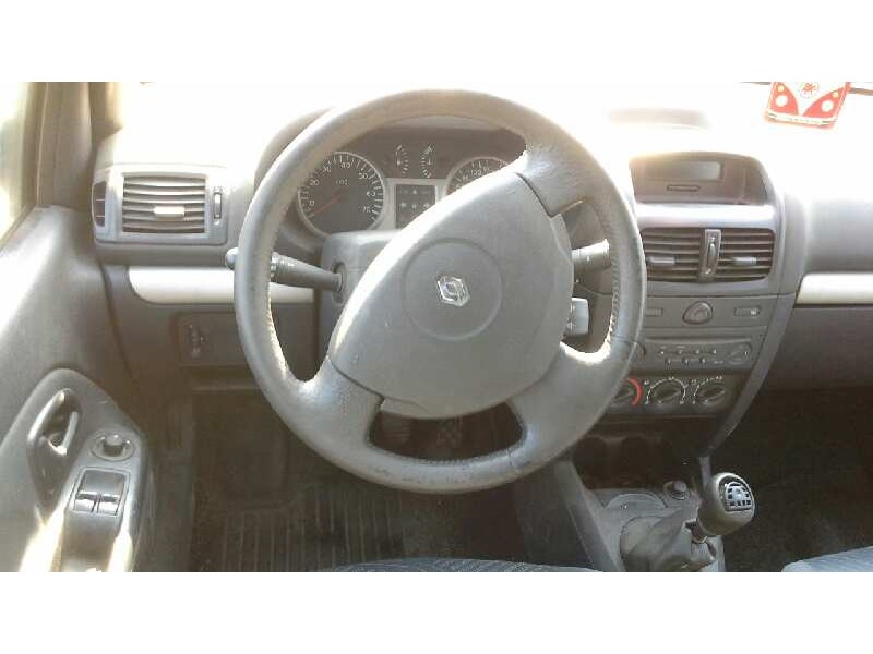 renault clio ii fase ii (b/cb0) del año 2003