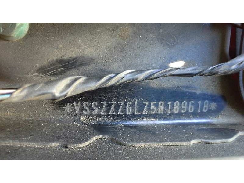 seat ibiza (6l1) del año 2005