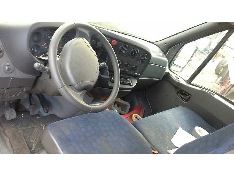 iveco daily caja cerrada (1999 =>) del año 2006