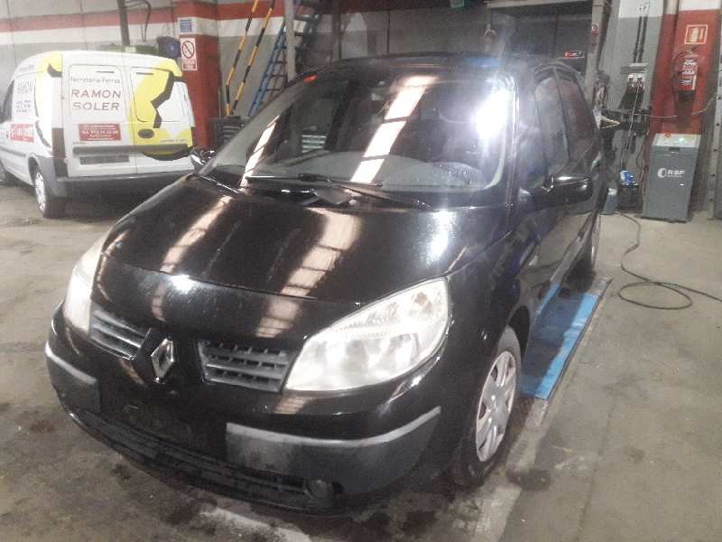 renault scenic ii del año 2005