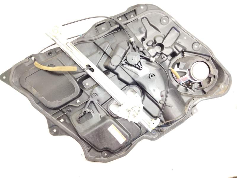 Recambio de elevalunas delantero derecho para mazda 3 berlina (bk) 2.0 crtd active+ referencia OEM IAM BP4K5897XG  